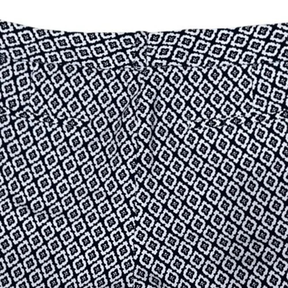 Dockers Summer Stretch Chino Shorts Women's Sz 12 Black & White Geometric Floral